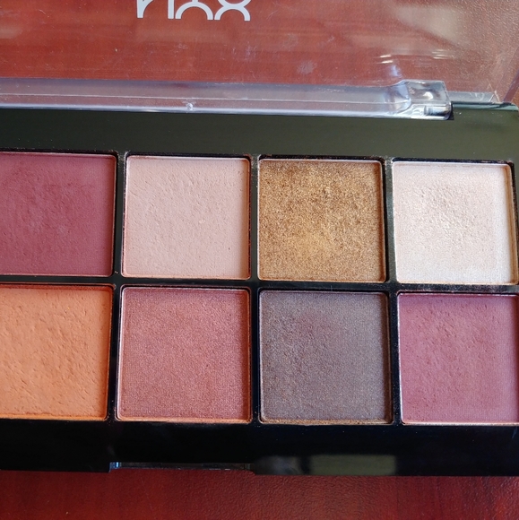 Nyx Eyeshadow Palettes - Picture 3 of 6